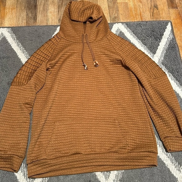 Tops - Women’s hoodie
